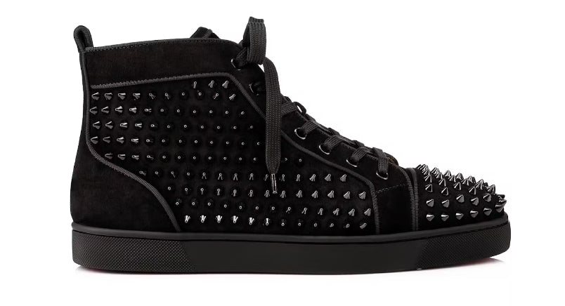 Christian Louboutin Picos Alto Negro