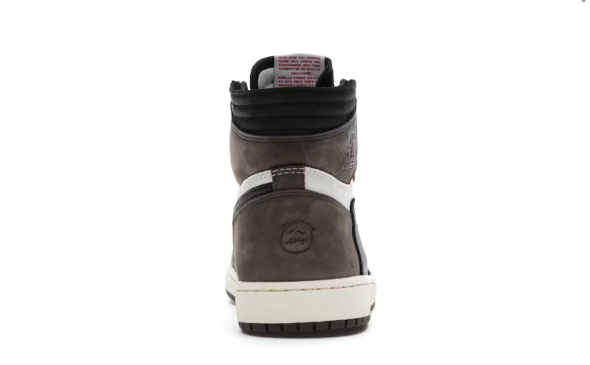 Jordan 1 Retro High OG SP Travis Scott en marrón moca